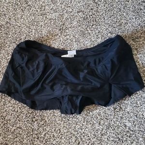 NWT Liz Lange Maternity Swim Skirt